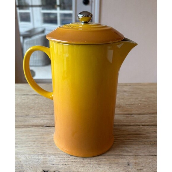 Le Creuset Stoneware 34 oz 1 Liter French Press Nectar Yellow NEW - Picture 4 of 12